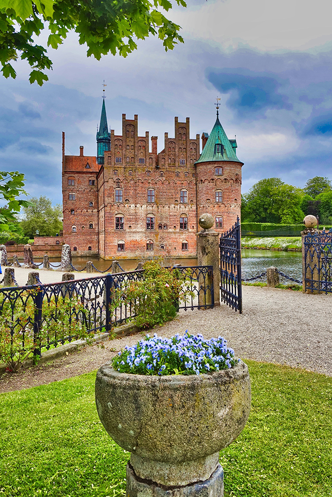 Egeskov Castle
