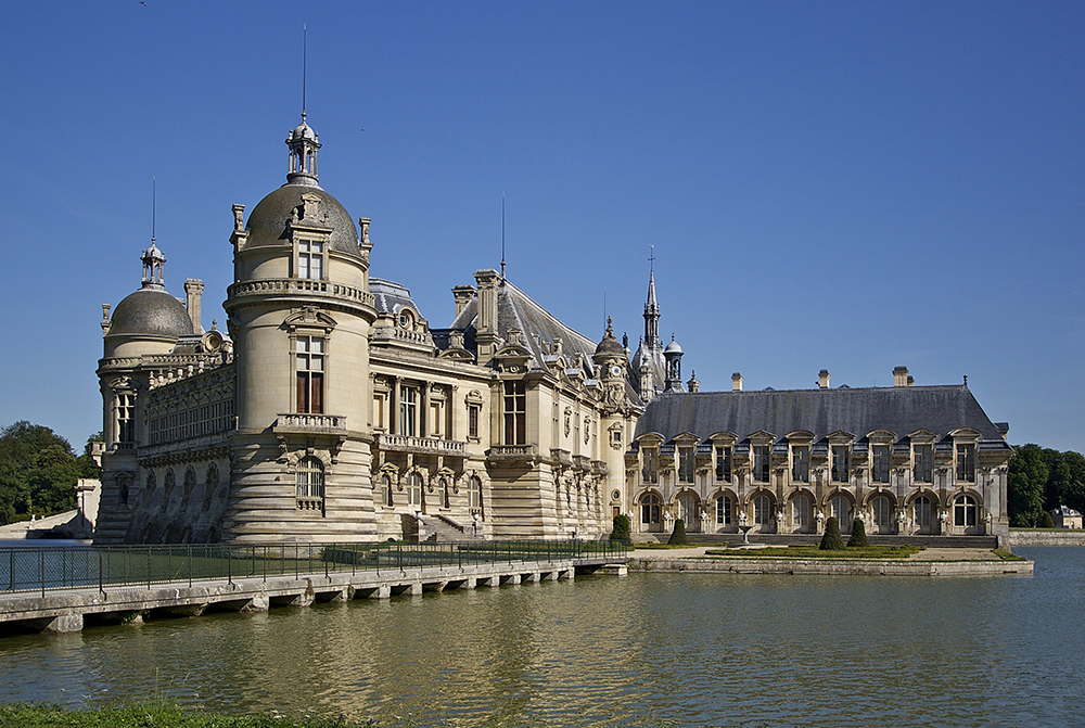 Chantilly Castle