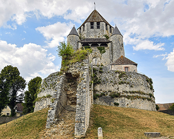César Tower
