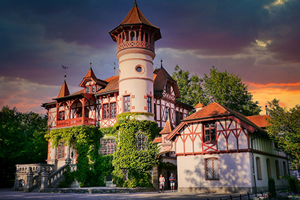 Kurpark Castle